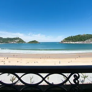 Beach Accommodation Apartment San Sebastian