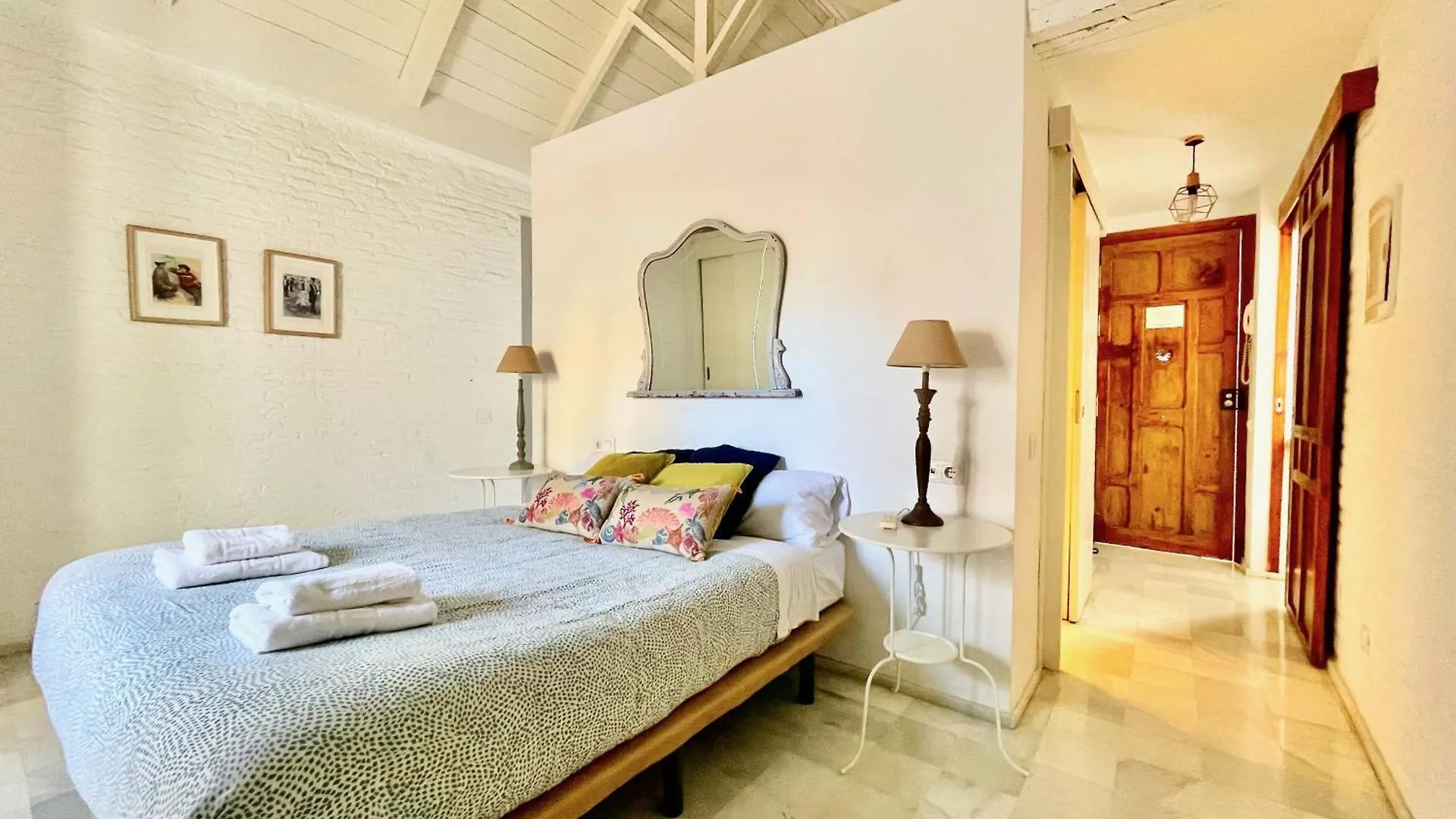 Suites San Lorenzo - Sevilla Apartmán